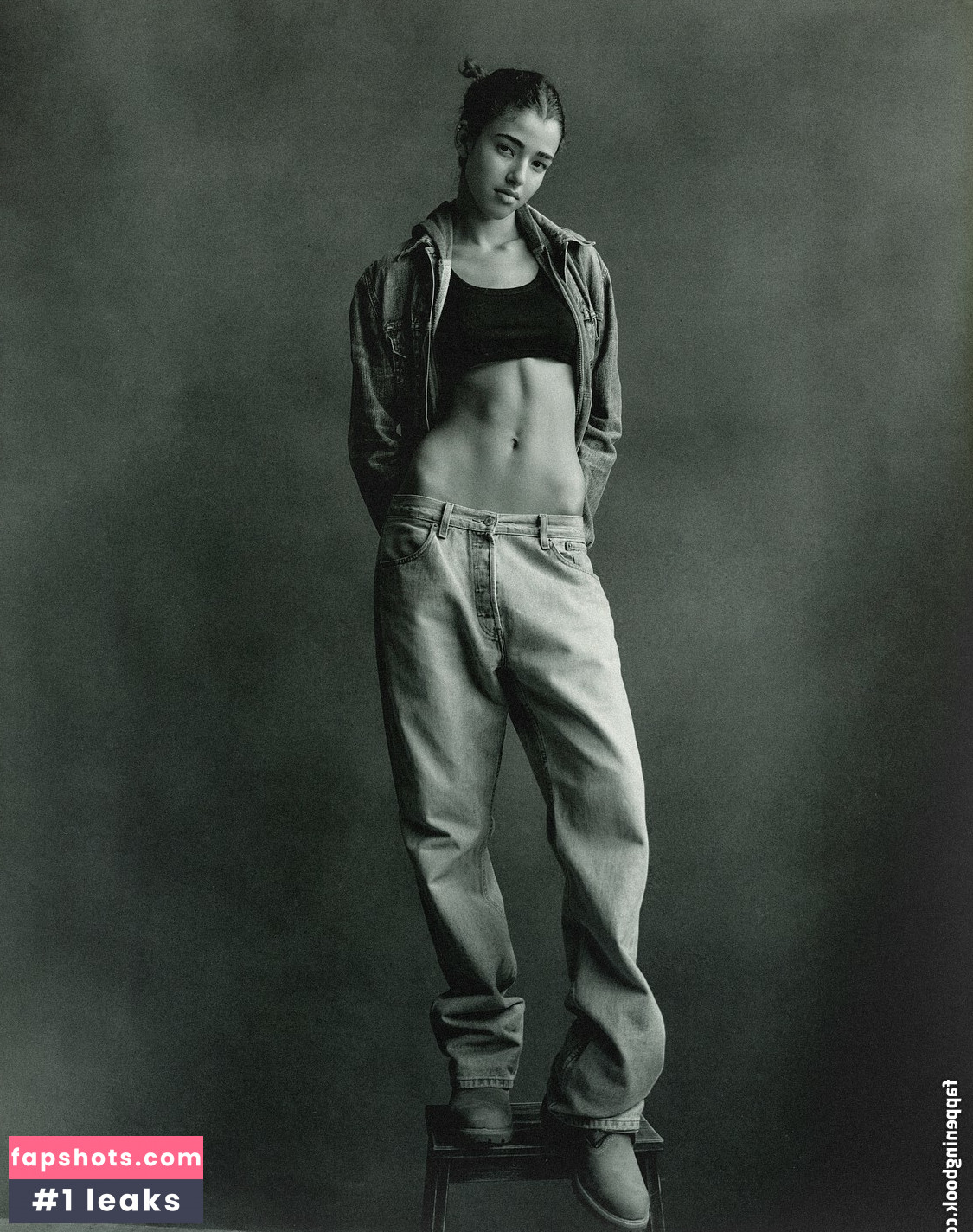 Nicole Summers gallery photo #13