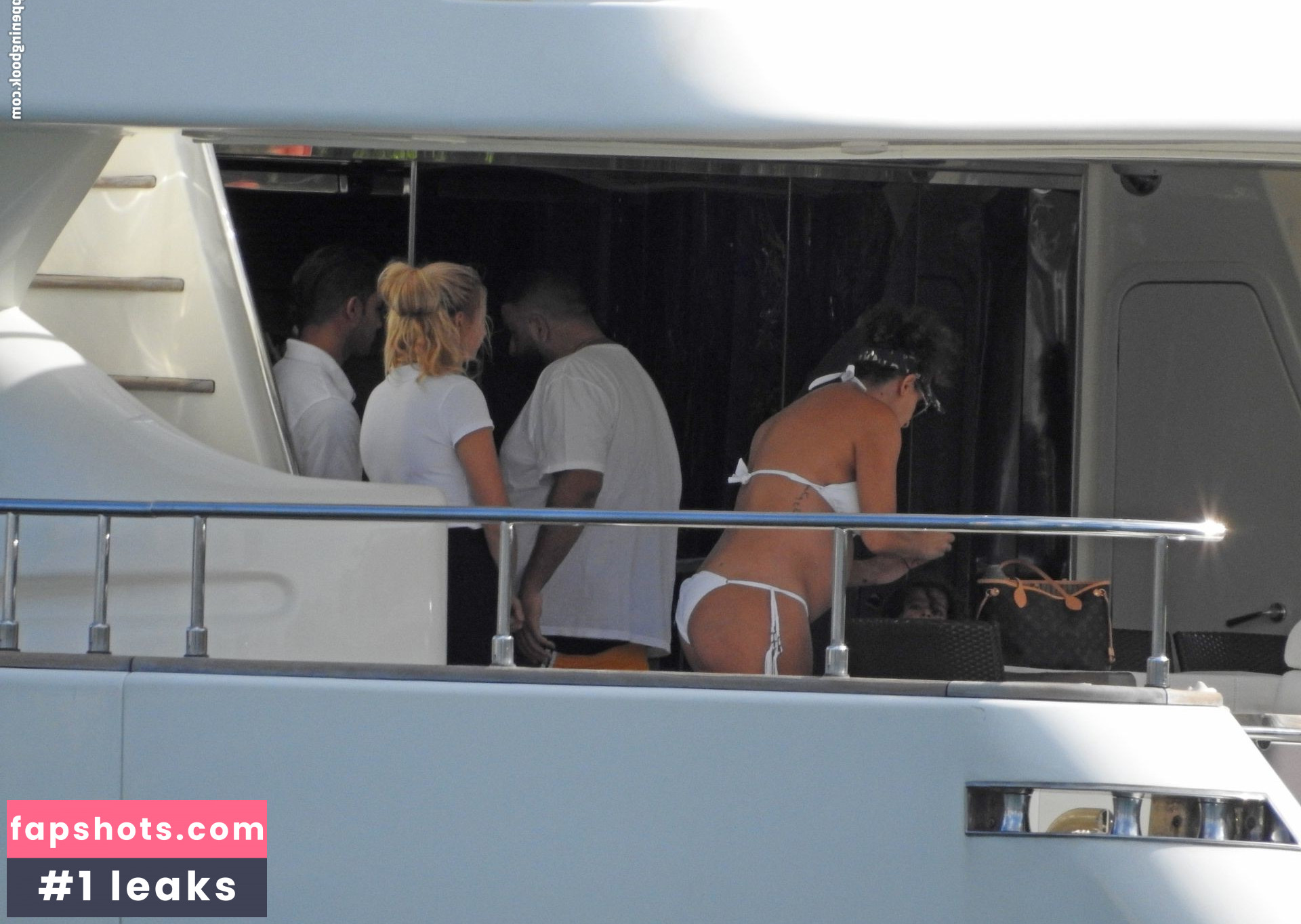 Nicole Tuck Filtración Desnuda OnlyFans Foto #3 - Fapshots