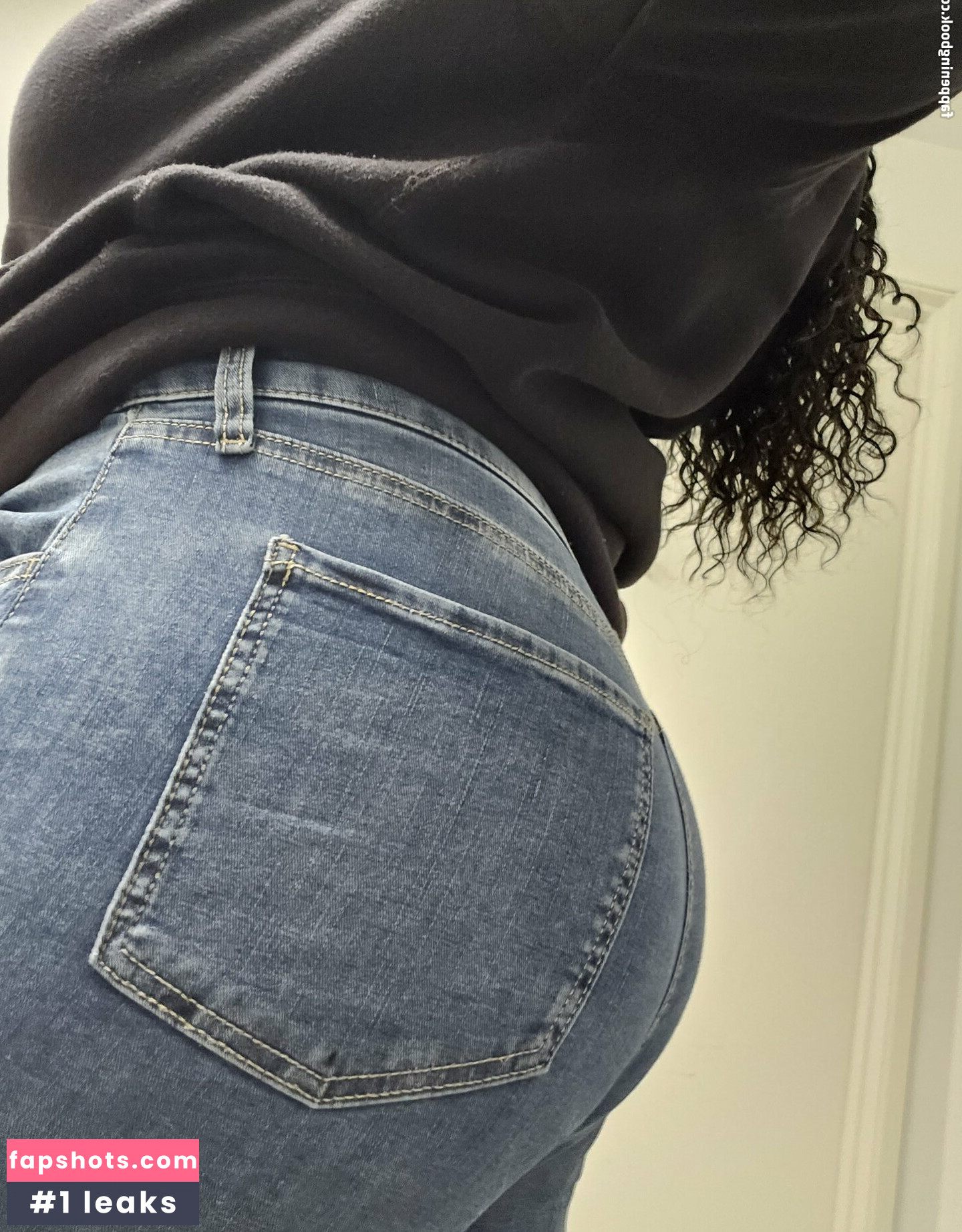 Nicole2520 gallery photo #5