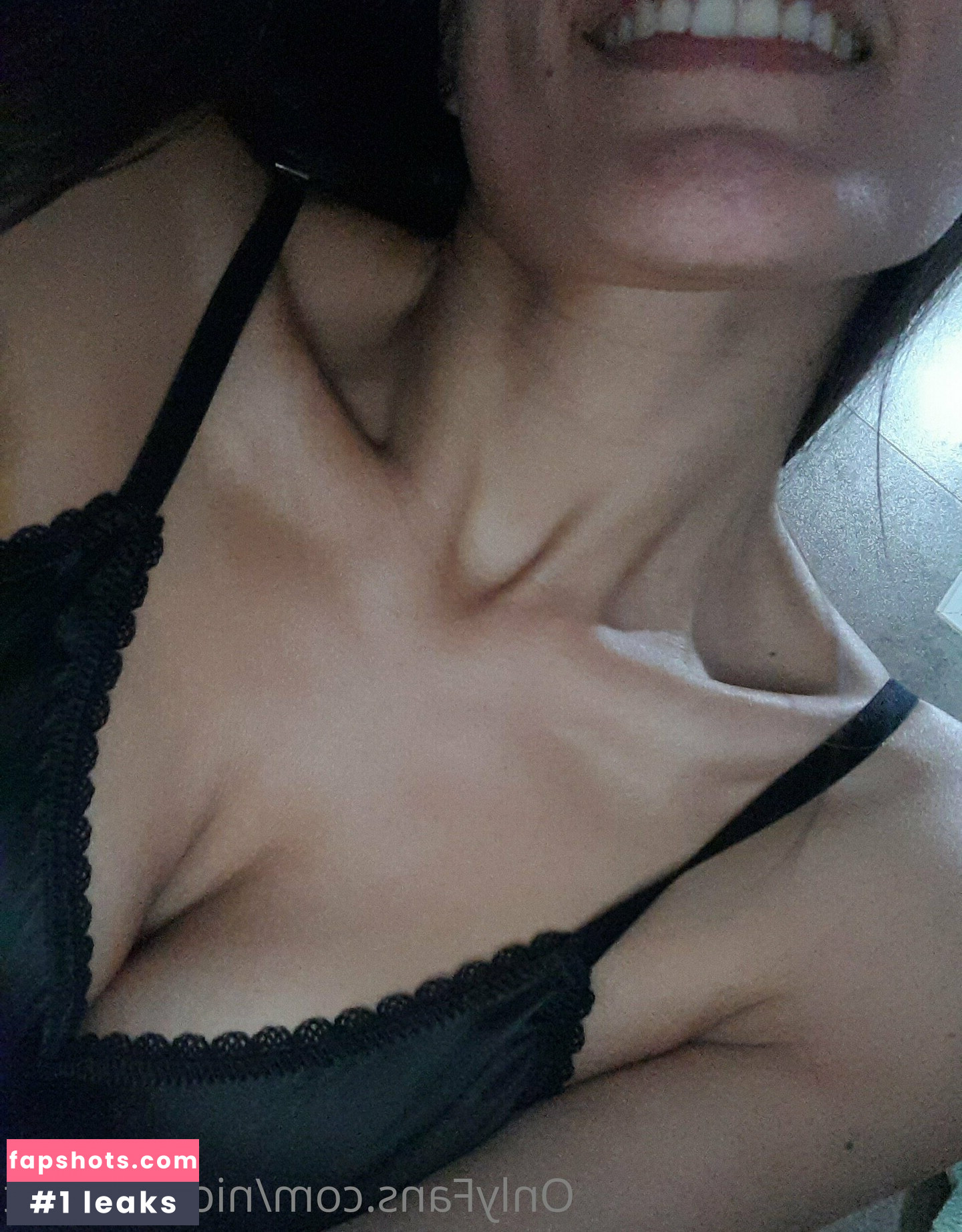 nicolejanett gallery photo #9