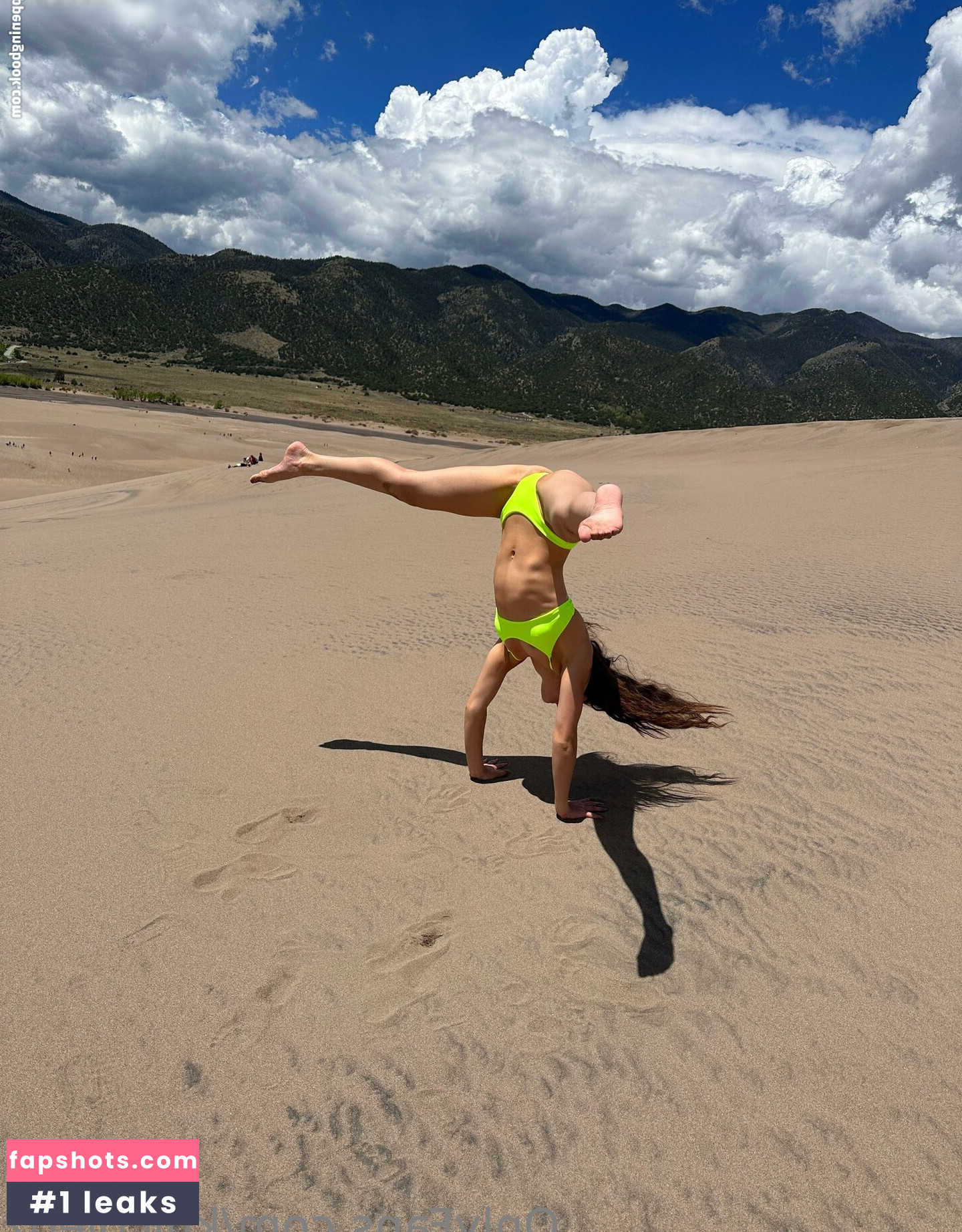 Nicoleskirts gallery photo #11