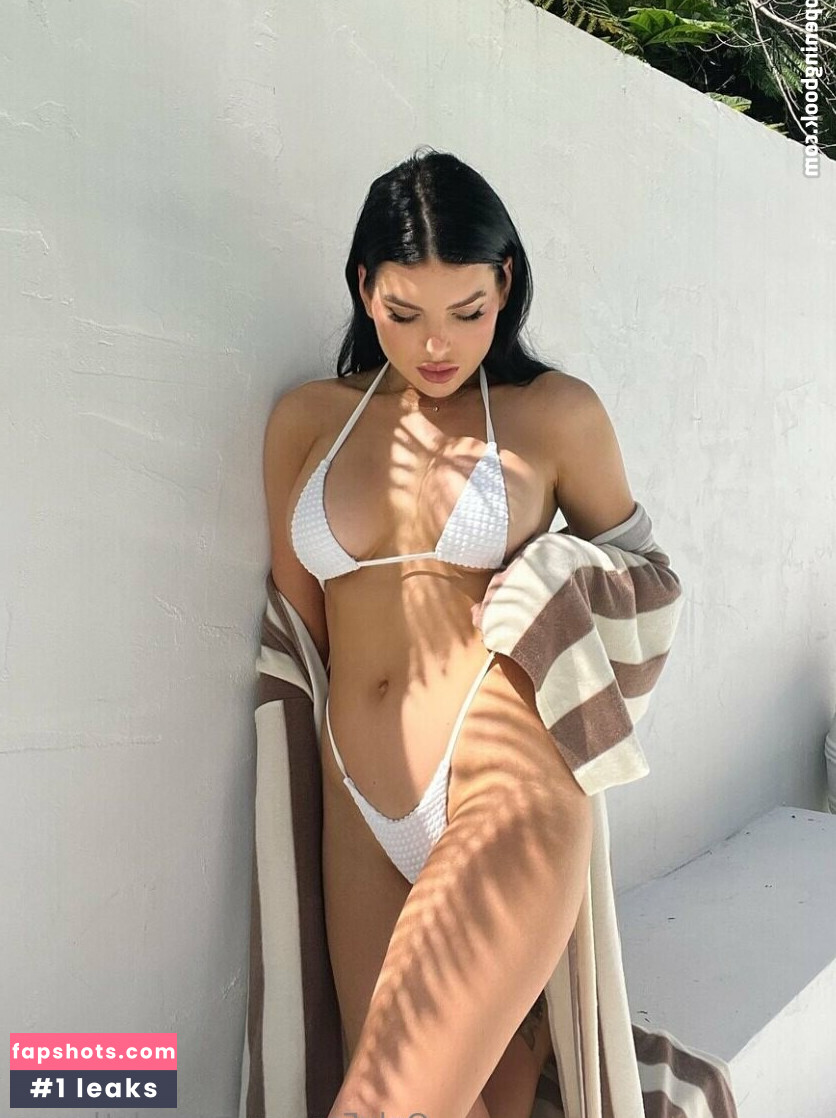 nicolethorne gallery photo #20