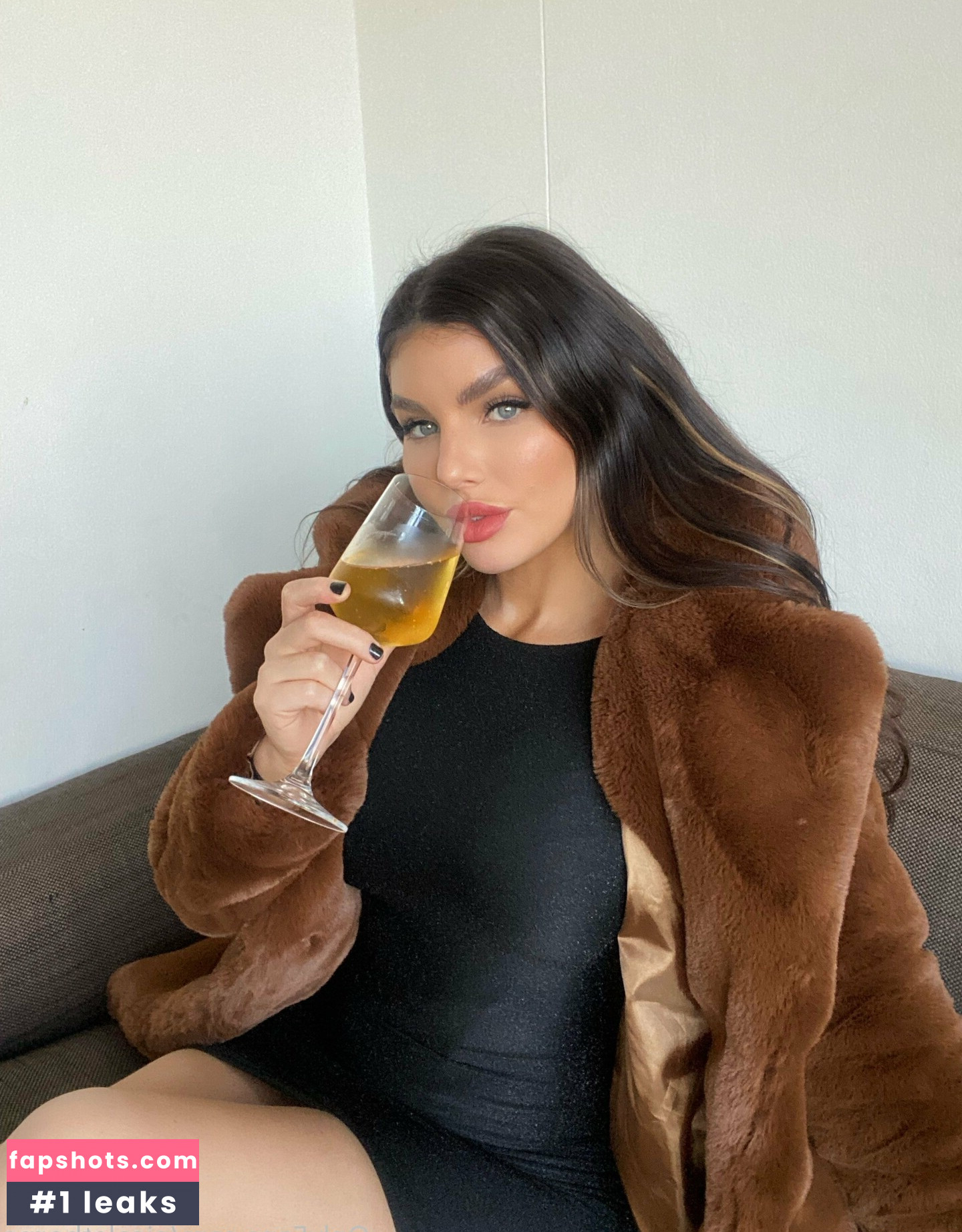 nicolethorne gallery photo #52