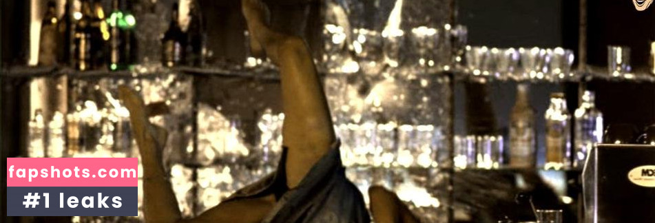 Nicolette Krebitz gallery photo #39