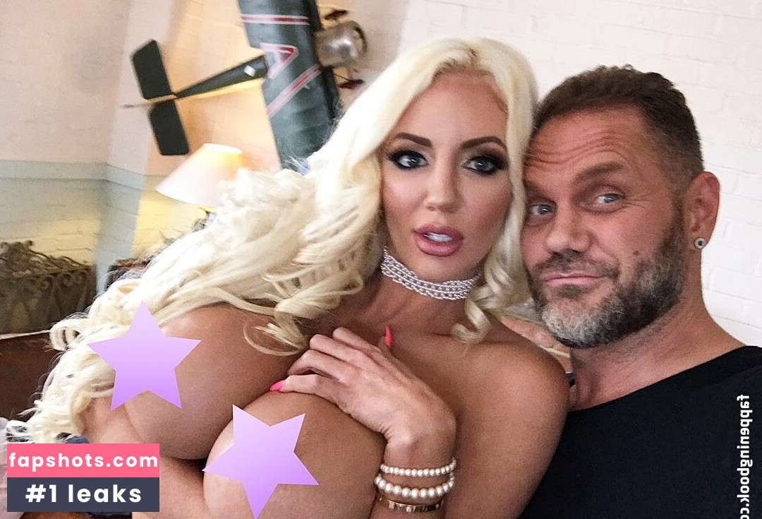 Nicolette Shea gallery photo #55