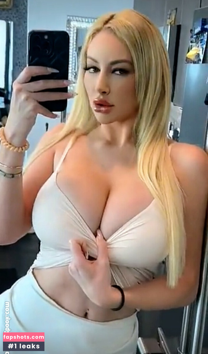 Nicolette Shea gallery photo #64