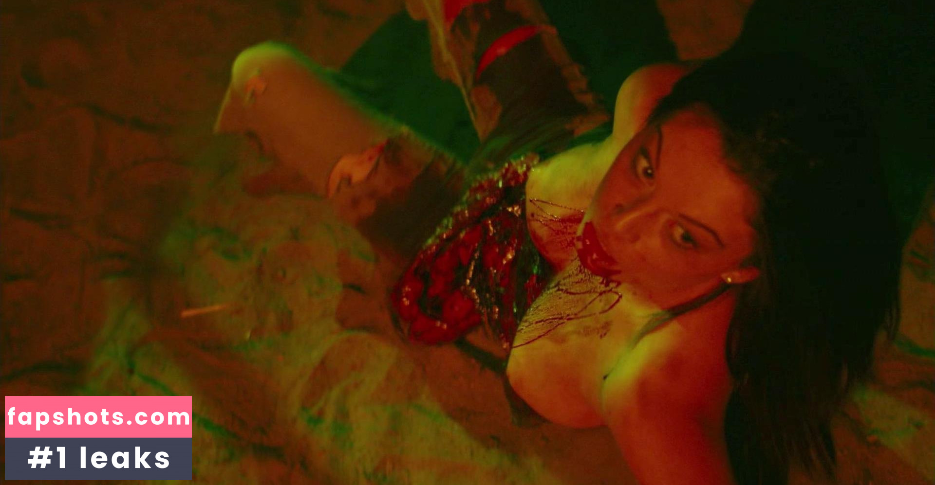 Nicolette Vincelli nude babe gallery