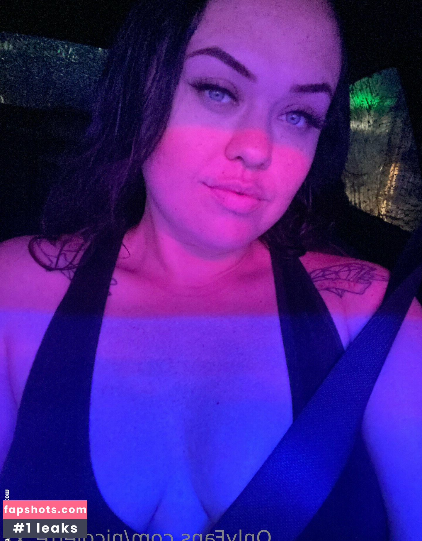 nicolette_xx gallery photo #38