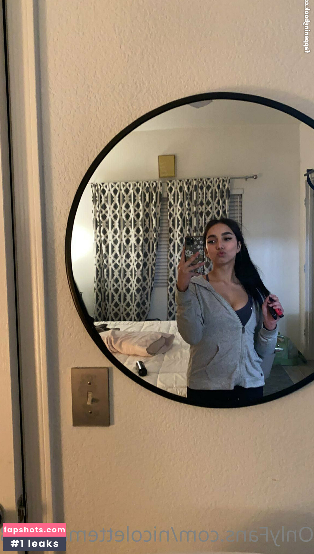 nicolettemartin18 gallery photo #4