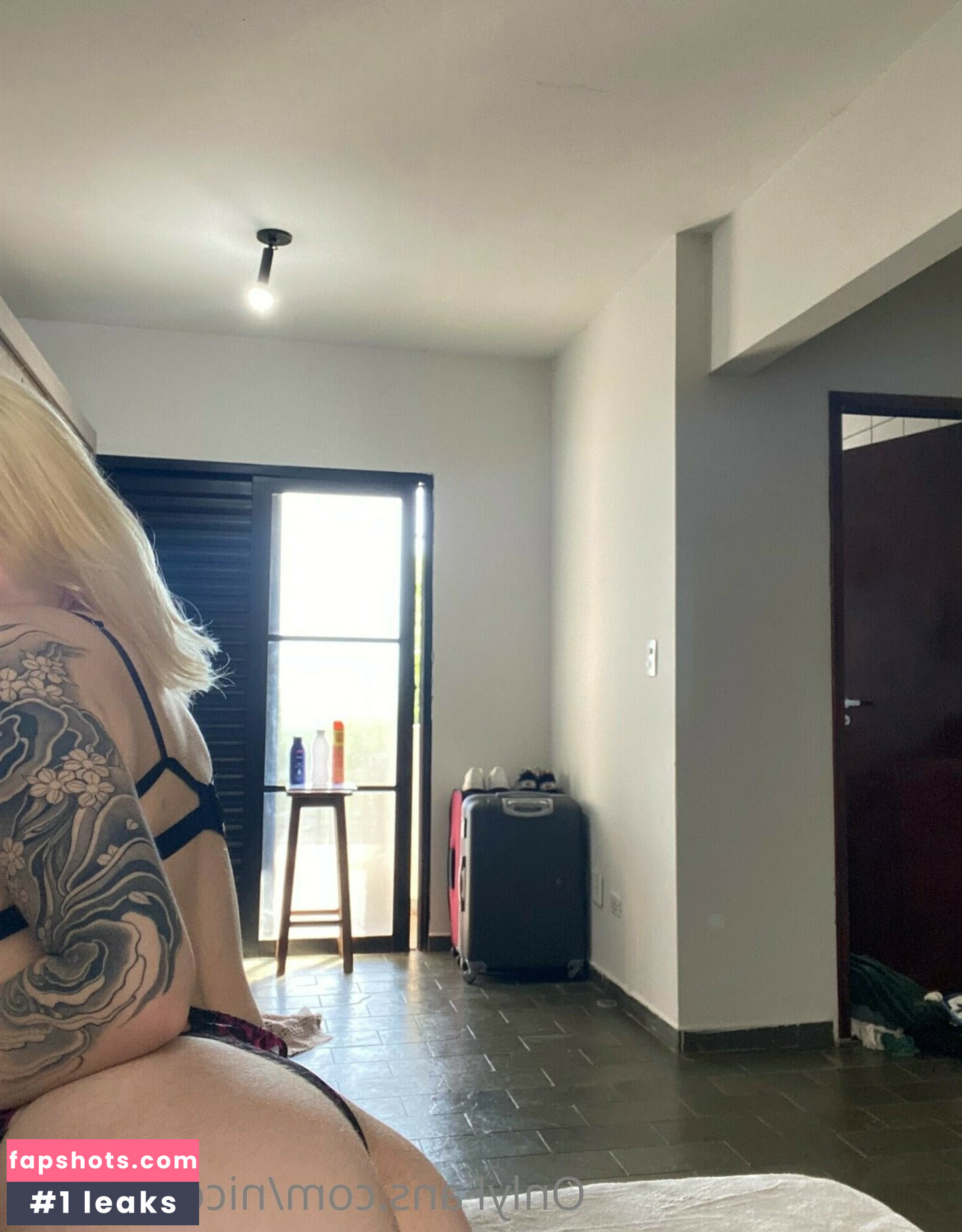 Nicoly Mazali gallery photo #39