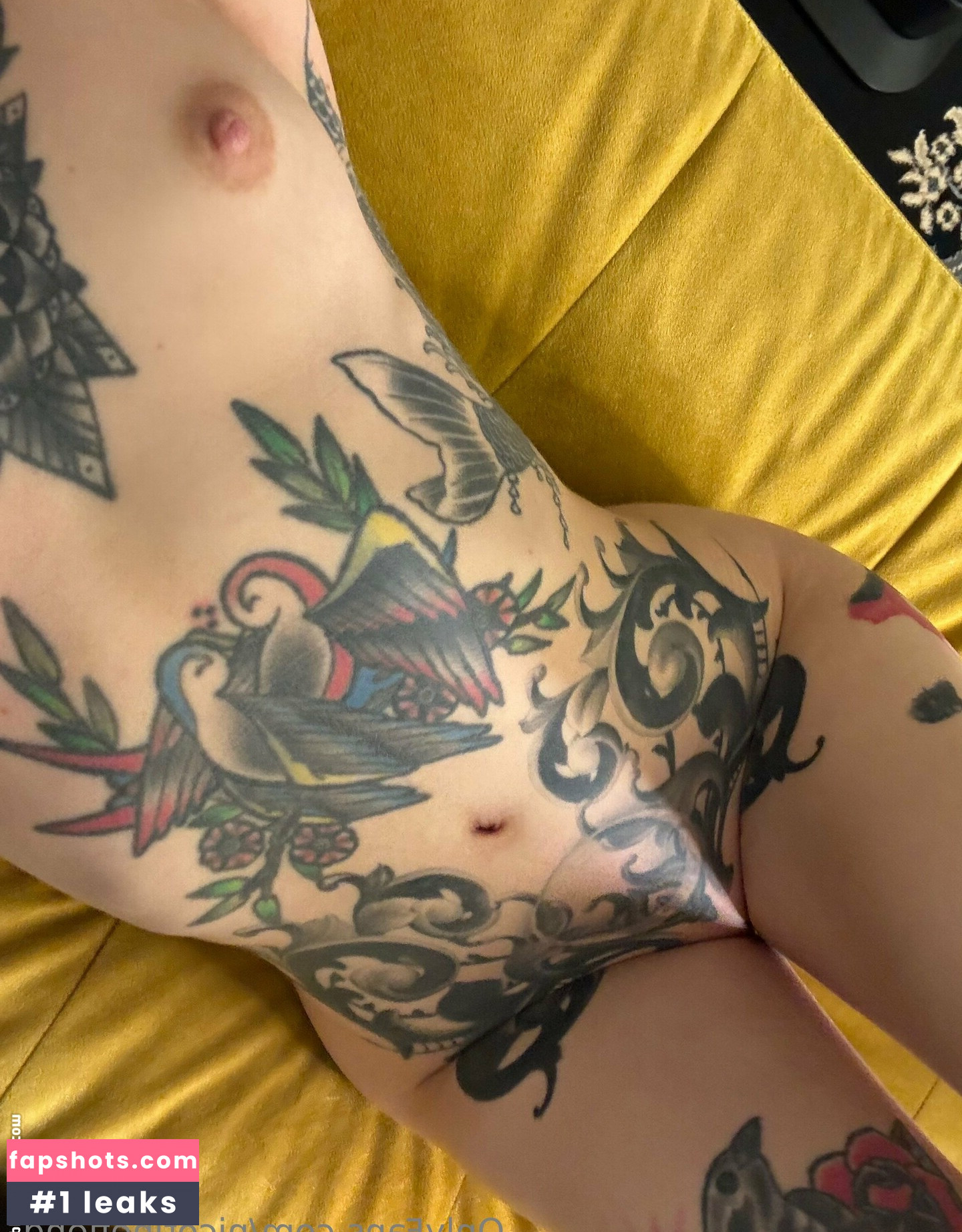 Nicotinefiend_ gallery photo #2