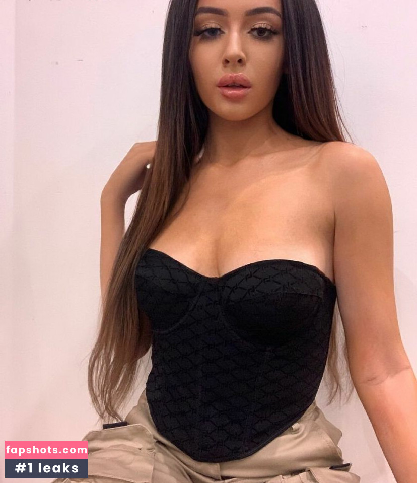 nidakhan Nude Leaks OnlyFans Photos #23 - LeakJerk