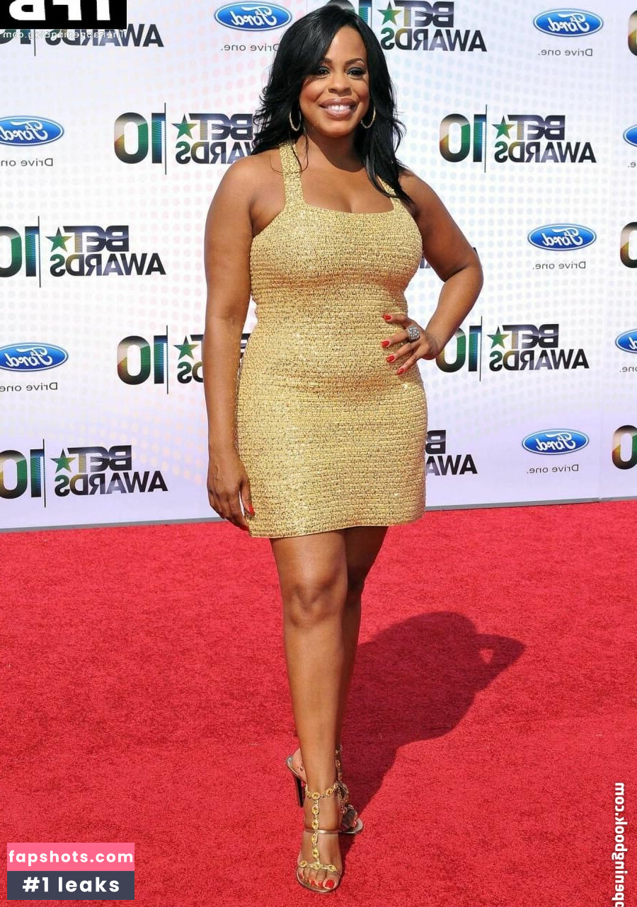 Niecy Nash nude babe gallery