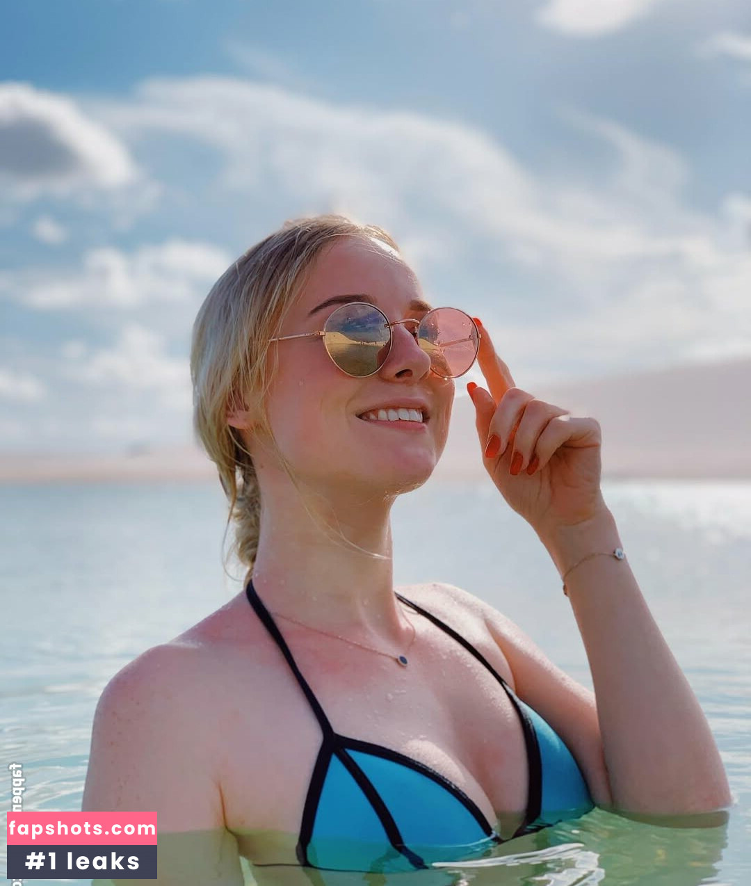 Nienke Helthuis gallery photo #21