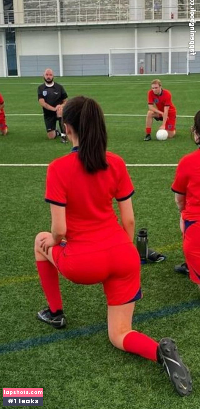 Nieve Petruzziello gallery photo #9