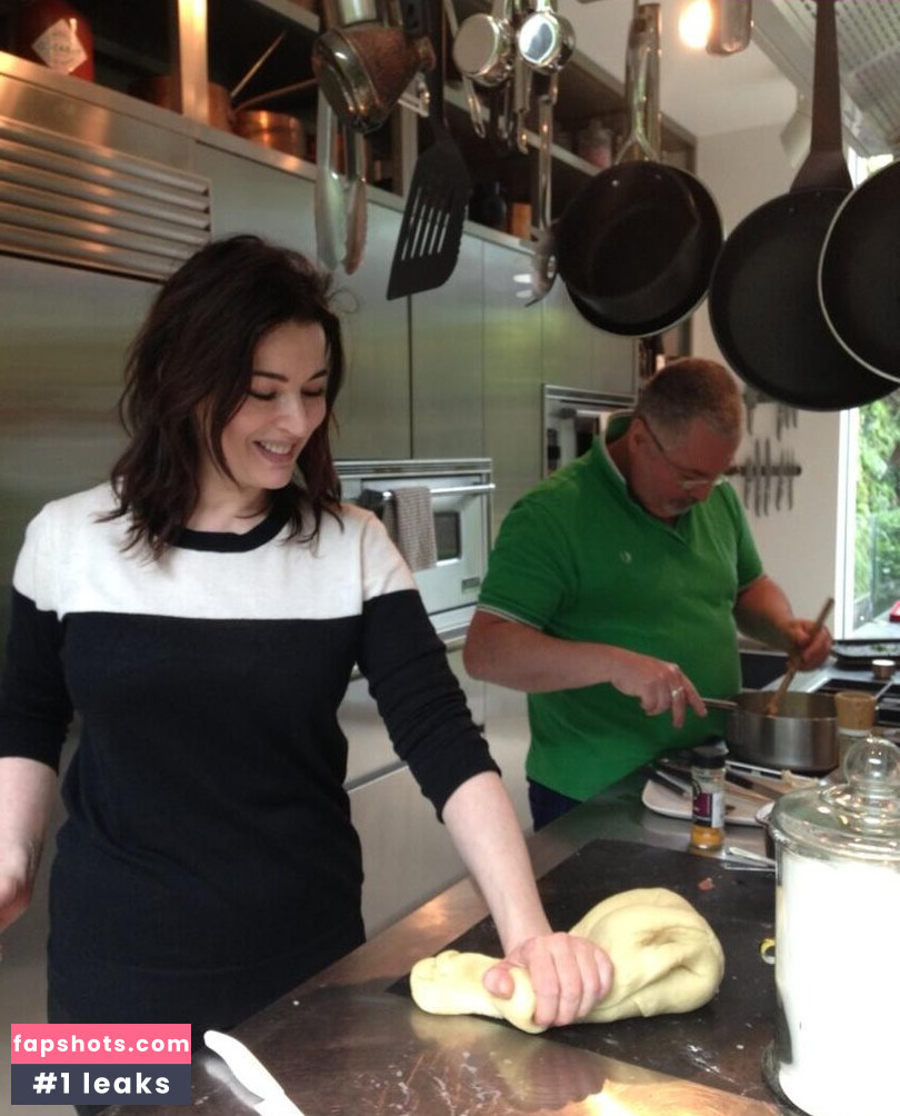 Nigella Lawson Filtración Desnuda OnlyFans Foto #74 - Fapshots