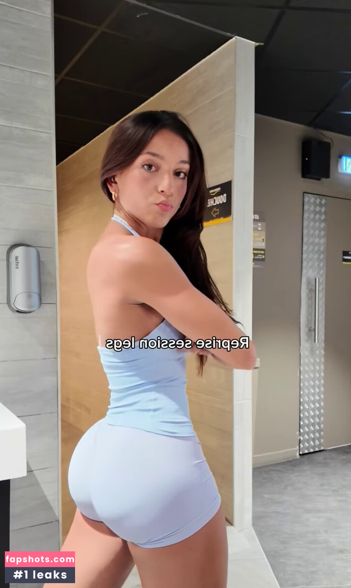 Nihad Sadat gallery photo #3