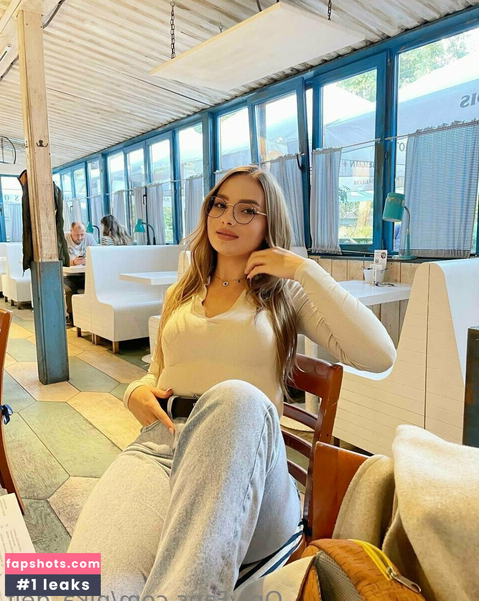 nika_delf gallery photo #5