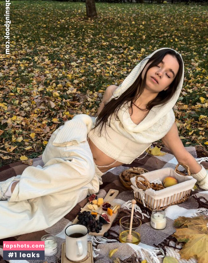 Nika Leytink gallery photo #11