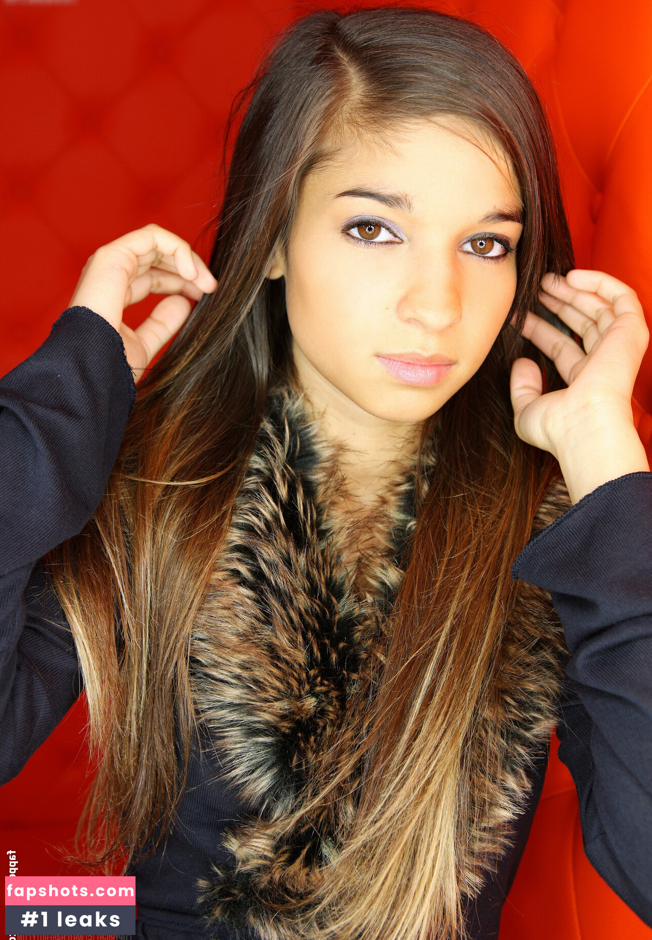 Nika Nikola gallery photo #42