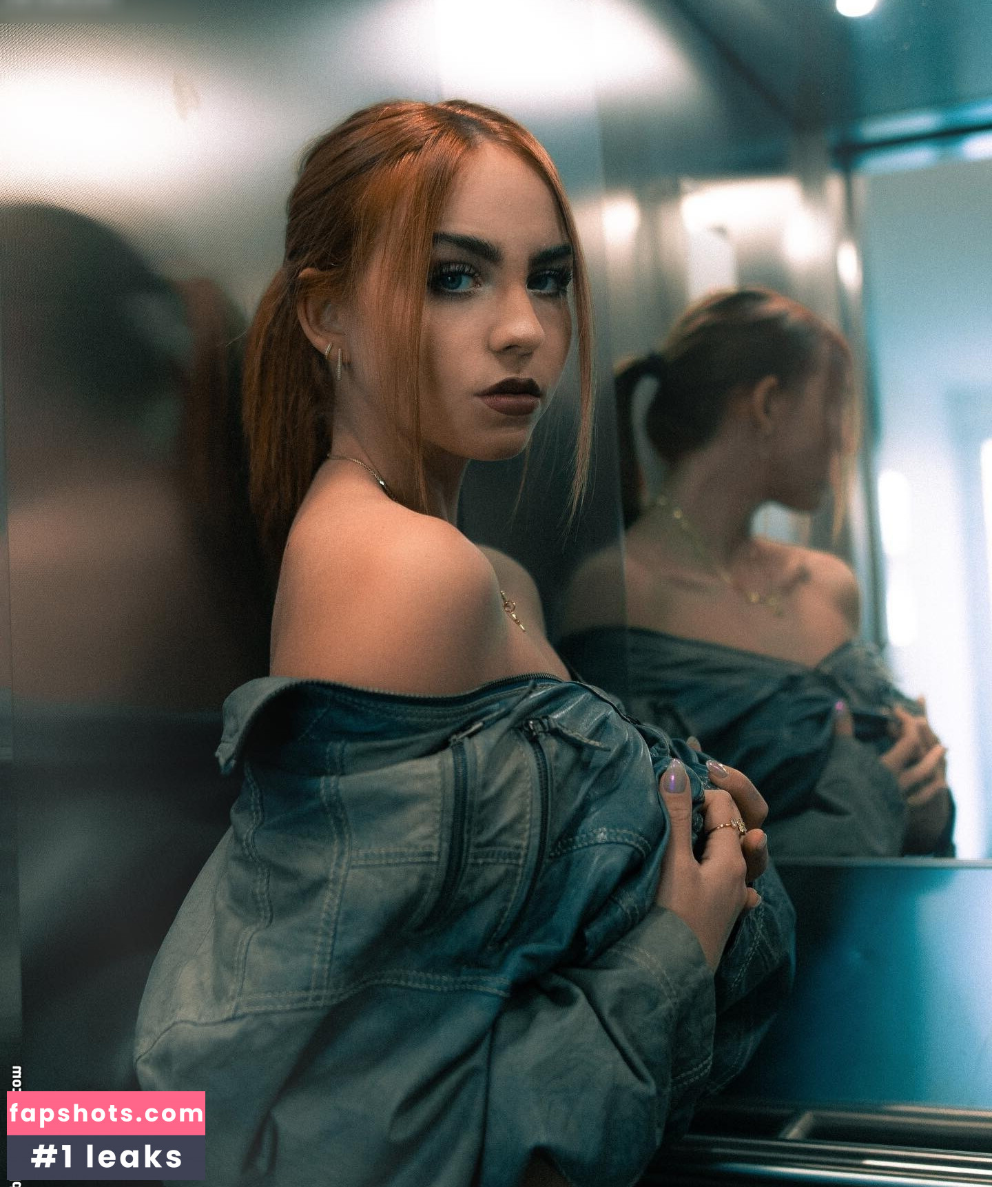 Nika Sophie gallery photo #28