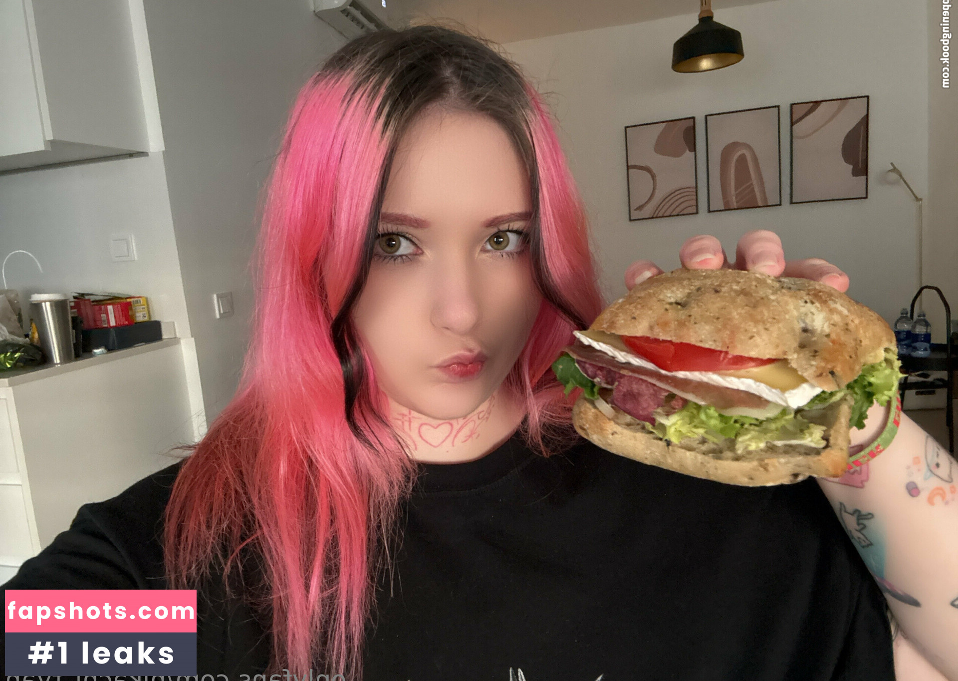 Nikachi_tyan gallery photo #6