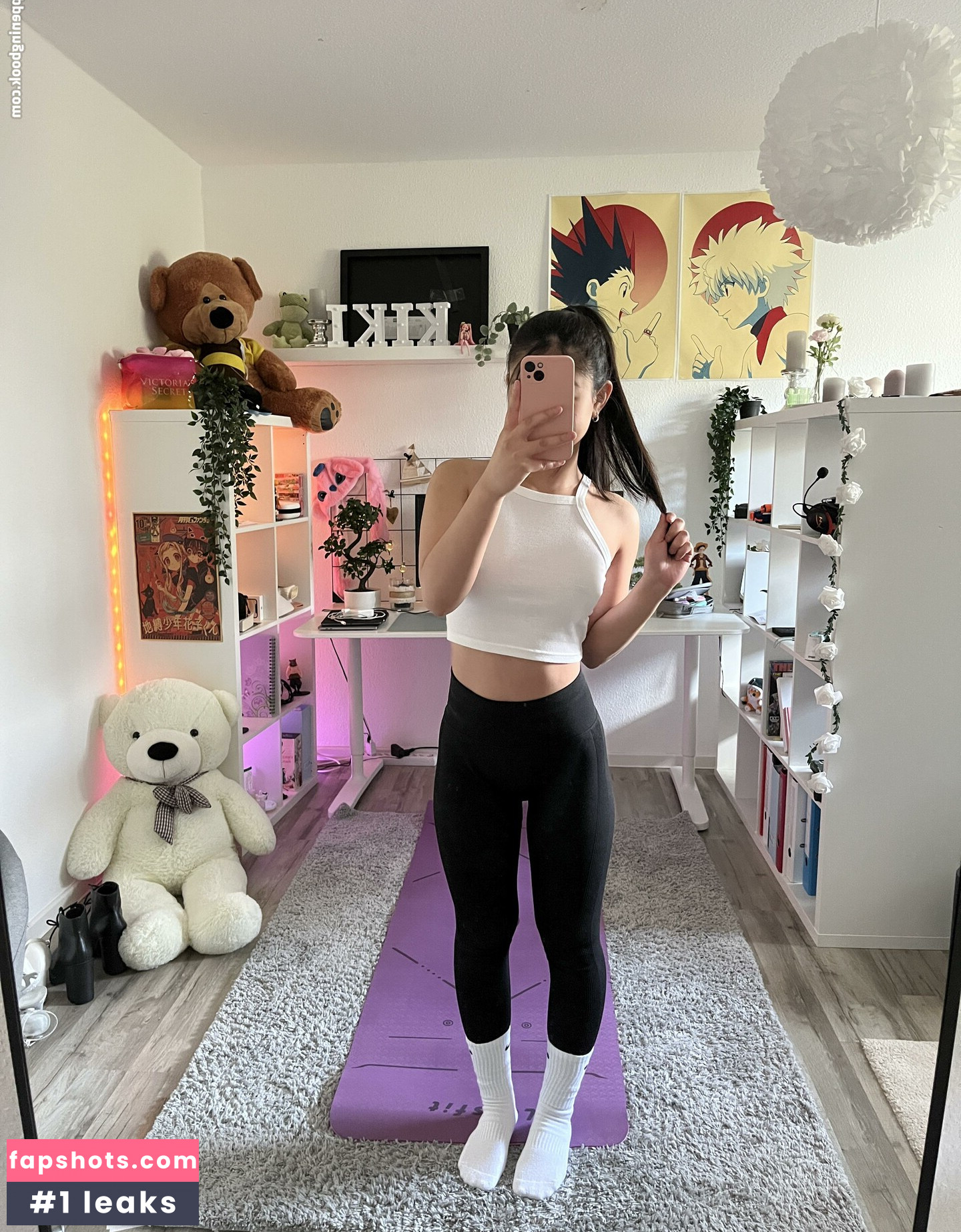 Nike Pro Leggings Nude Leaks OnlyFans Photos #5 - LeakJerk