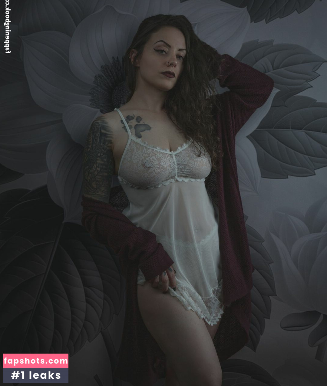 Niki Dysnomia gallery photo #5