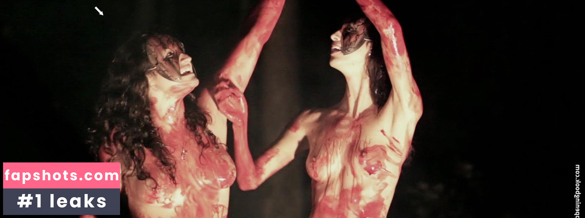 Niki Edwards nude babe gallery