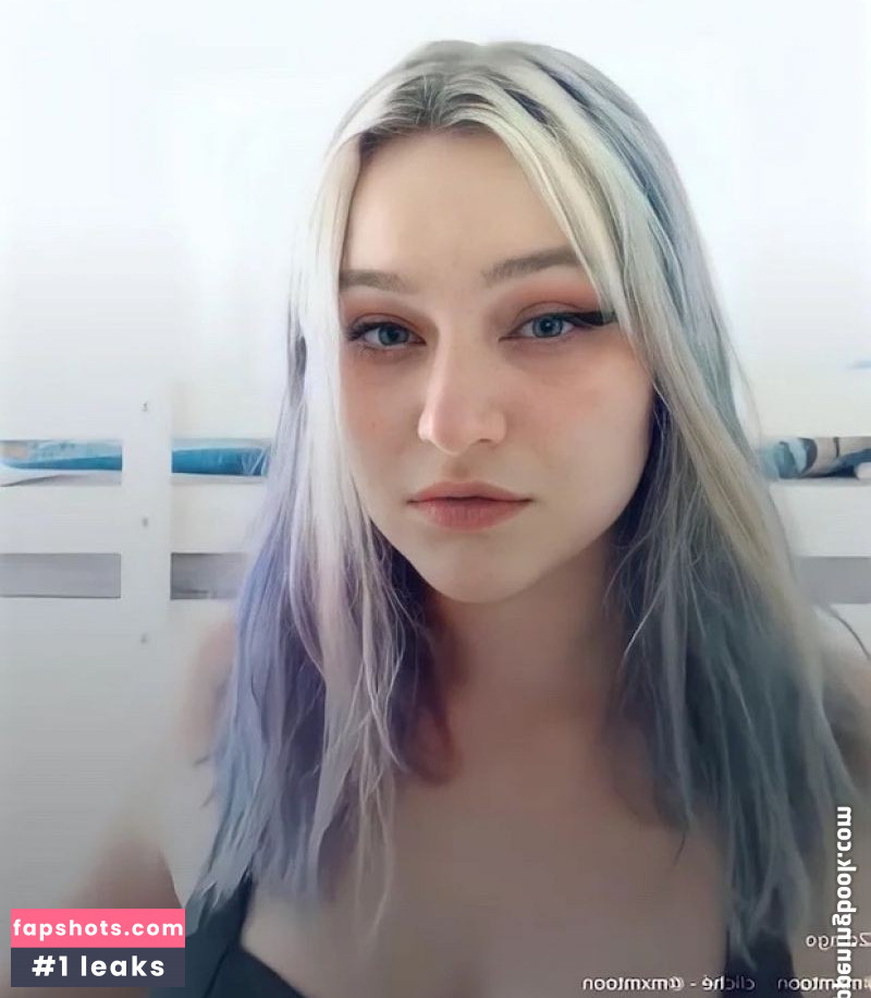 Niki Nihachu gallery photo #11