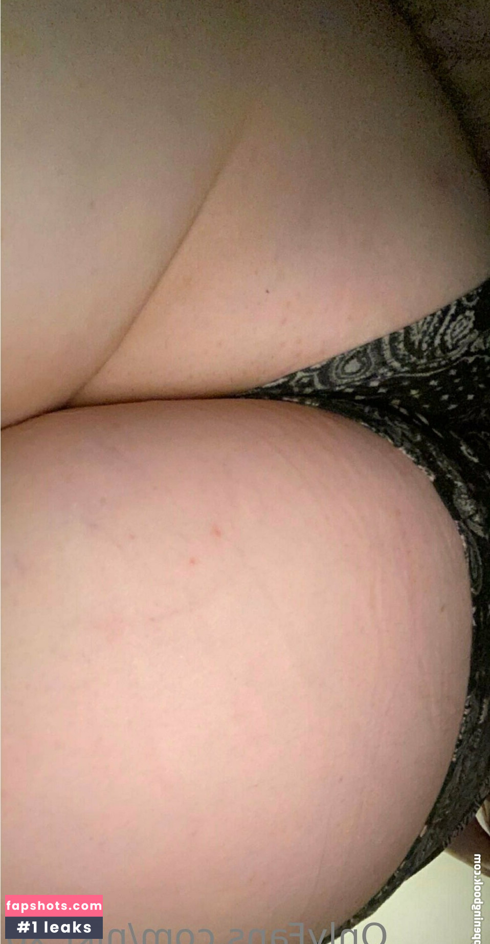 niki_xo gallery photo #32