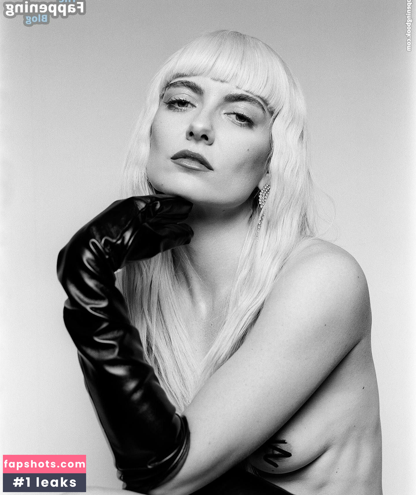 Nikia Lee gallery photo #8