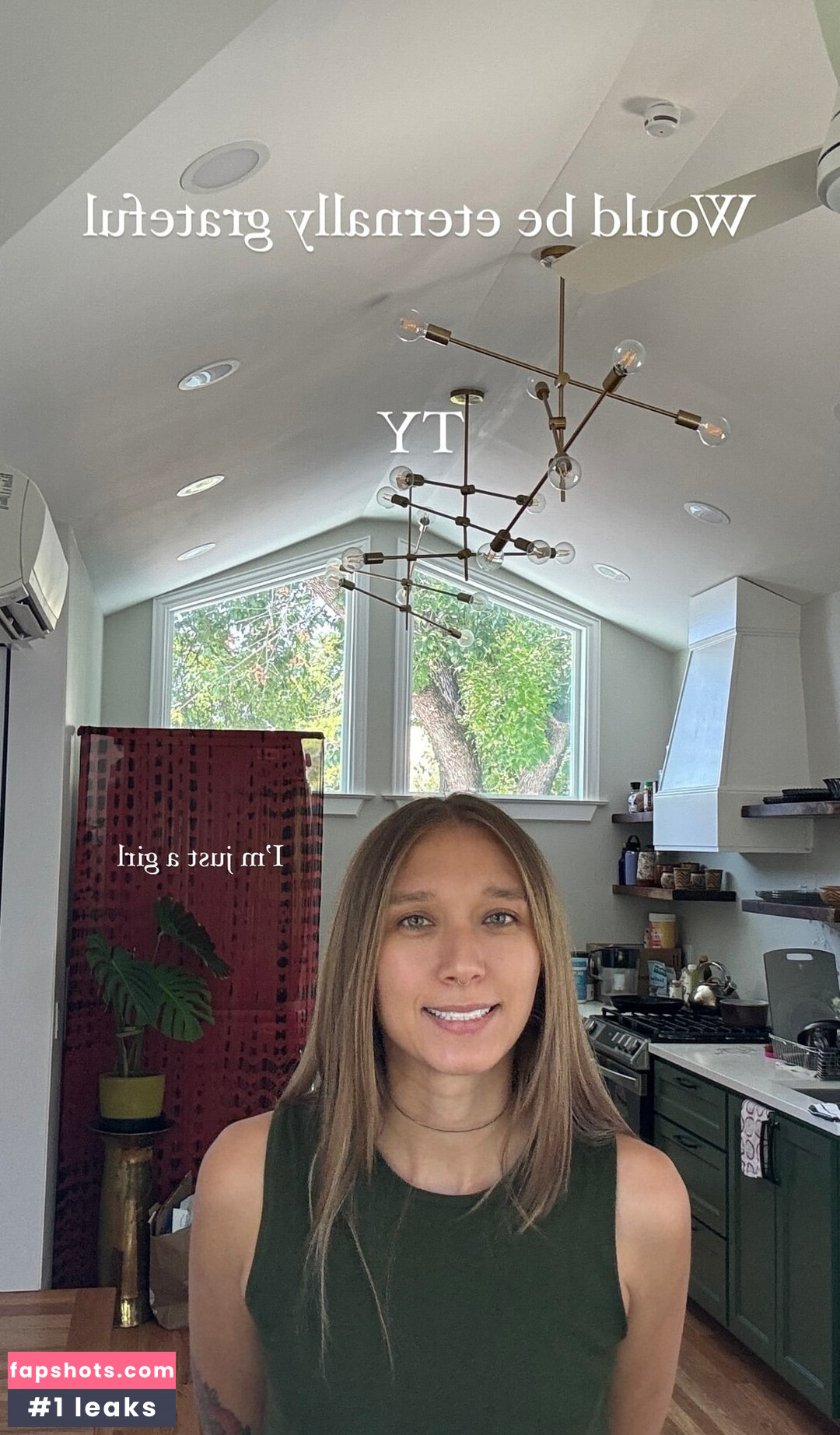 Nikita Crump gallery photo #2