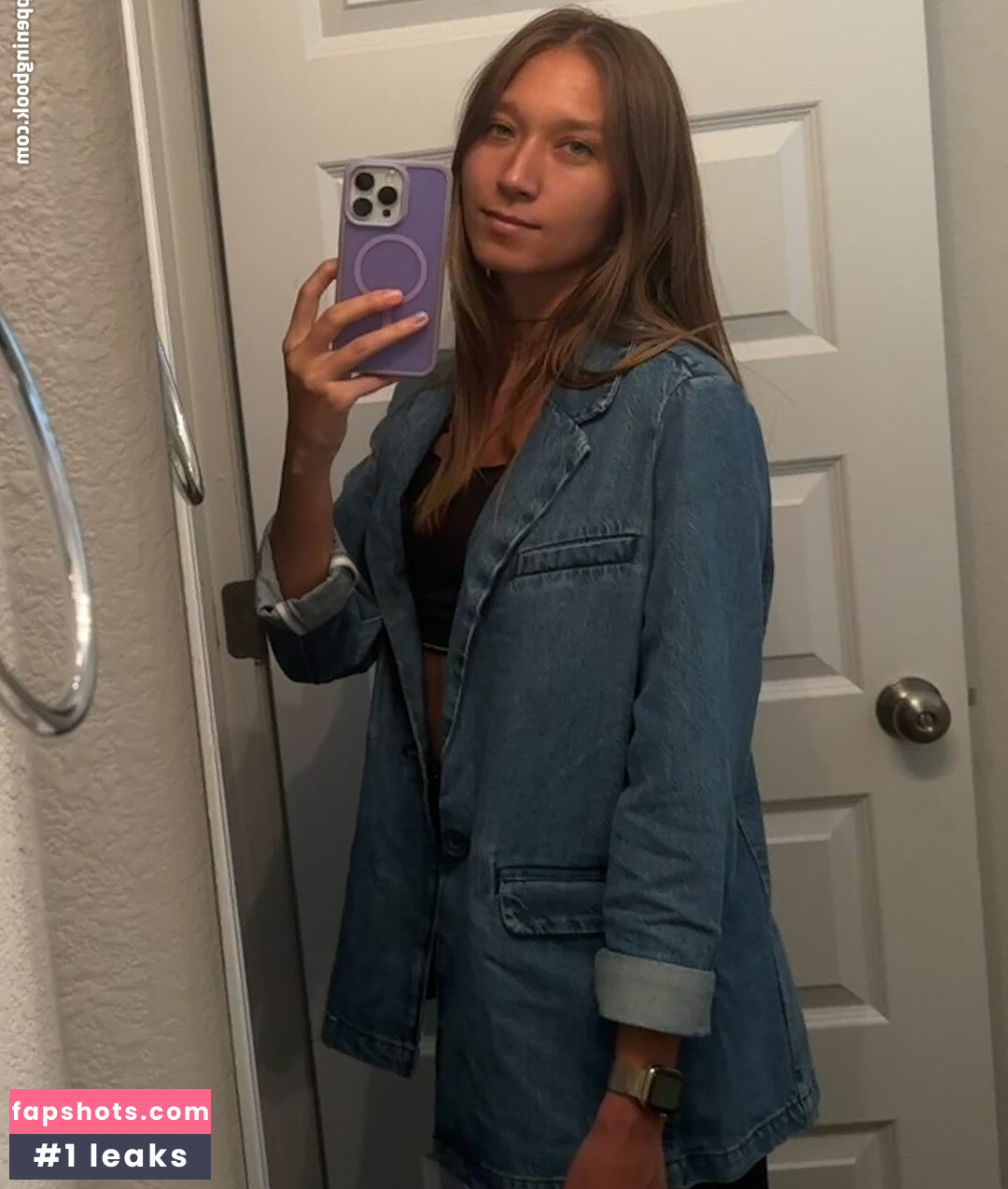 Nikita Crump gallery photo #12