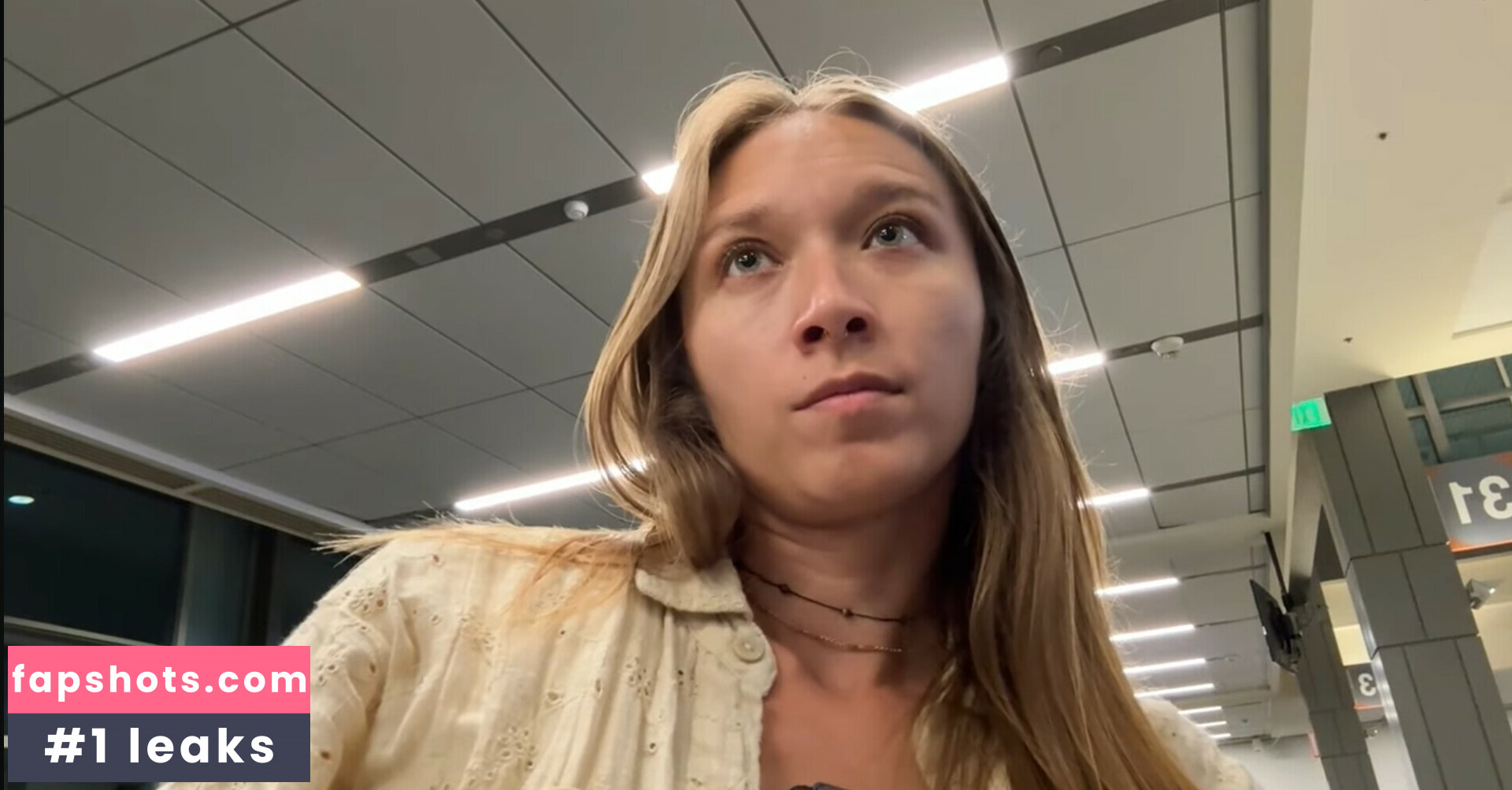 Nikita Crump gallery photo #15