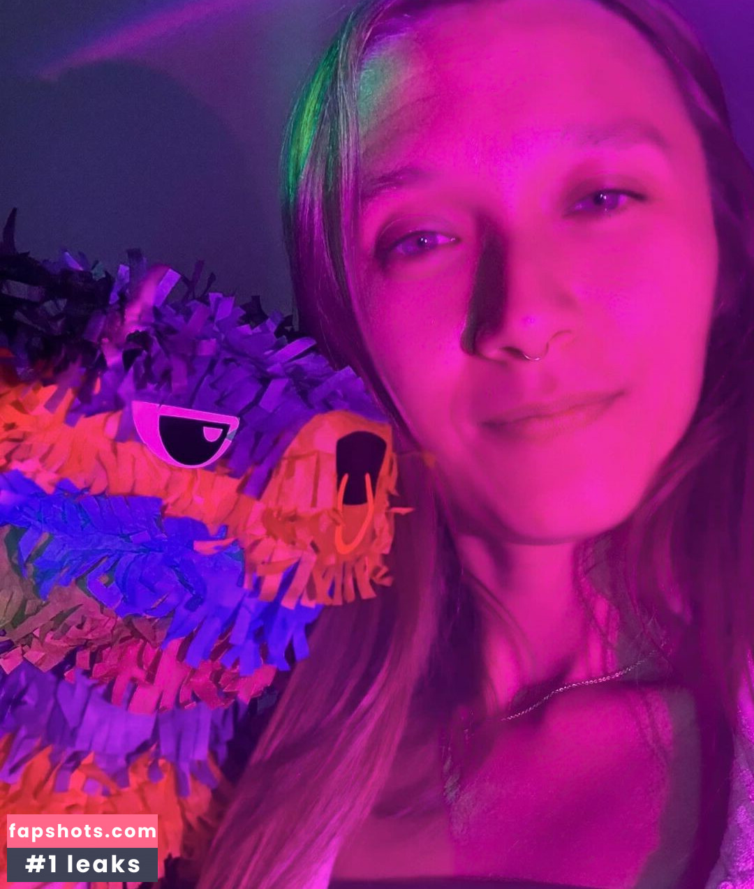 Nikita Crump gallery photo #25