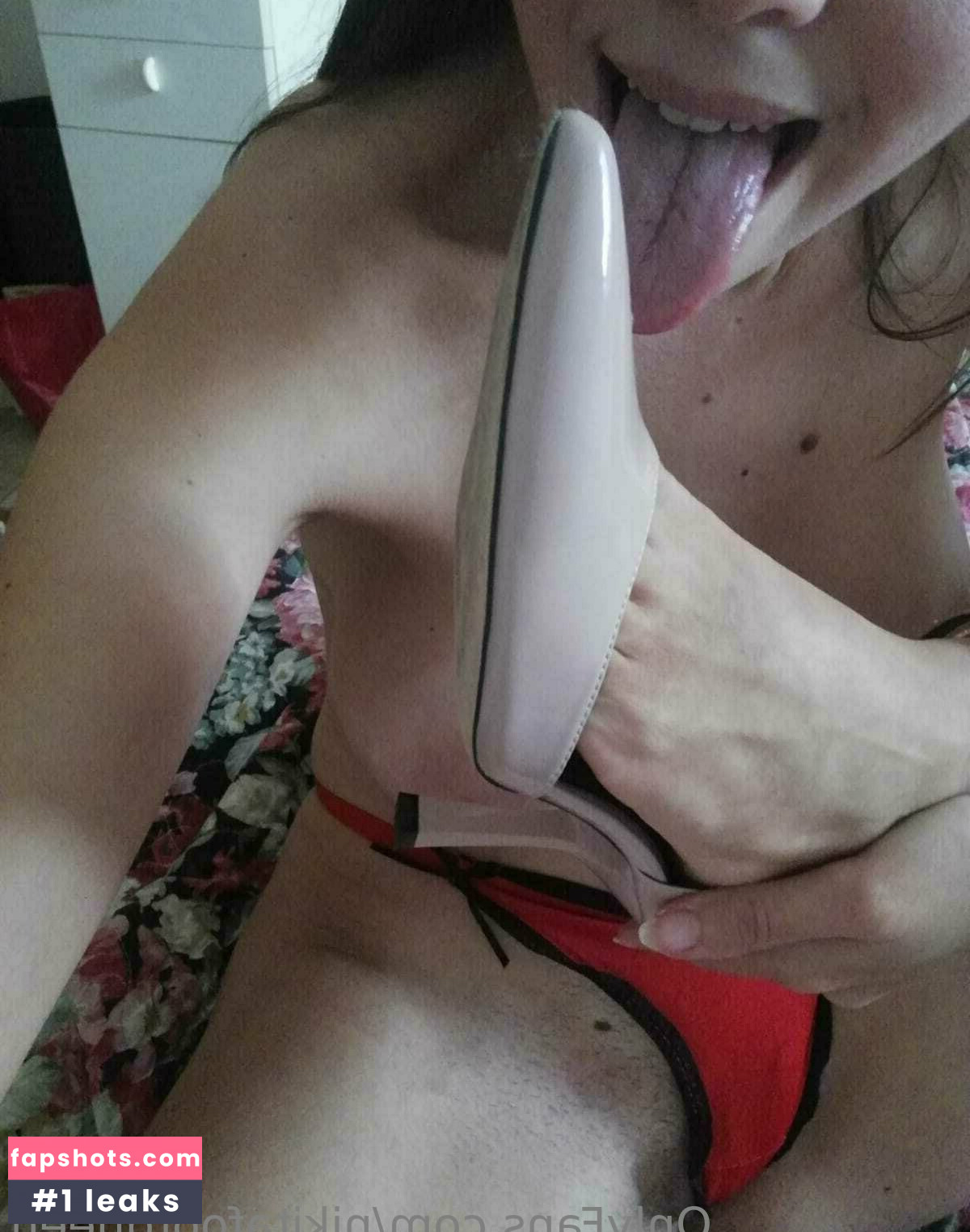 nikitafootqueen Nude Leaks OnlyFans Photos #19 - LeakJerk