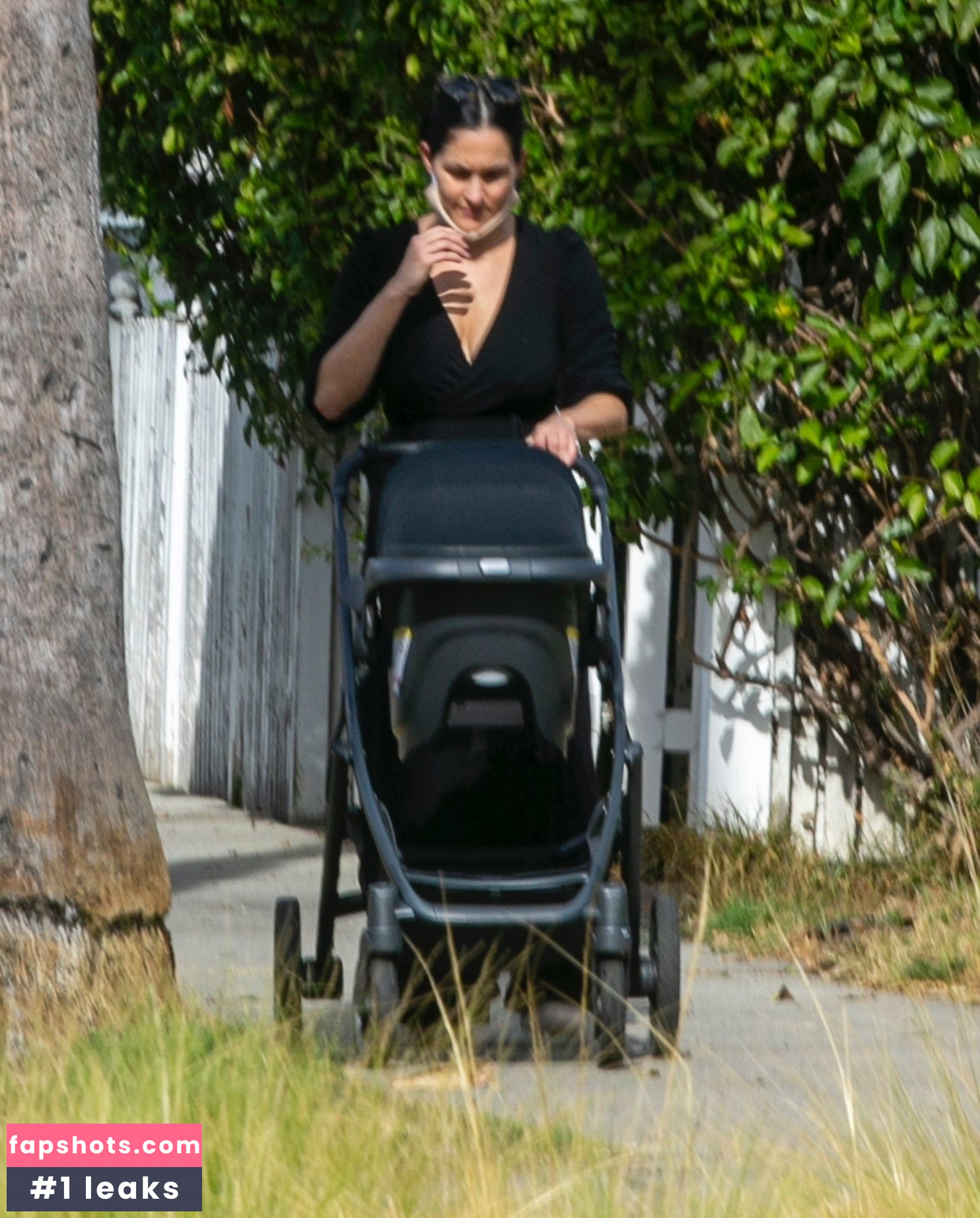 Nikki Bella gallery photo #158