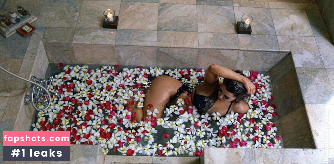 Nikki Blackketter gallery photo #42