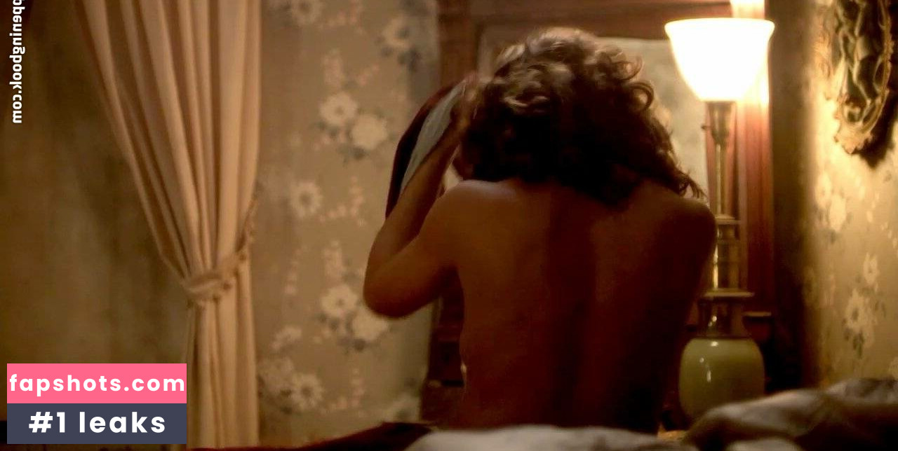 Nikki Deloach gallery photo #17