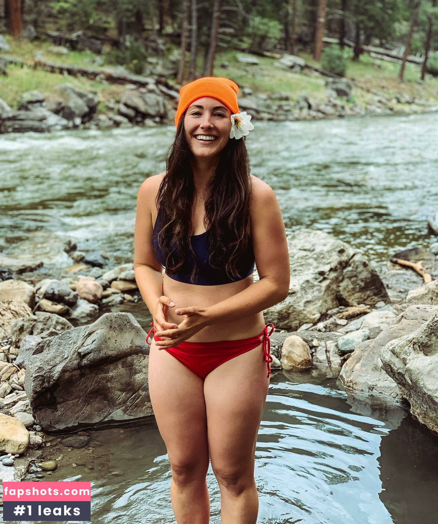 Nikki Delventhal gallery photo #19