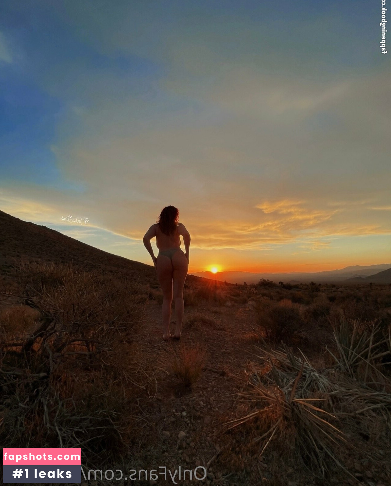 Nikki Eliot gallery photo #203