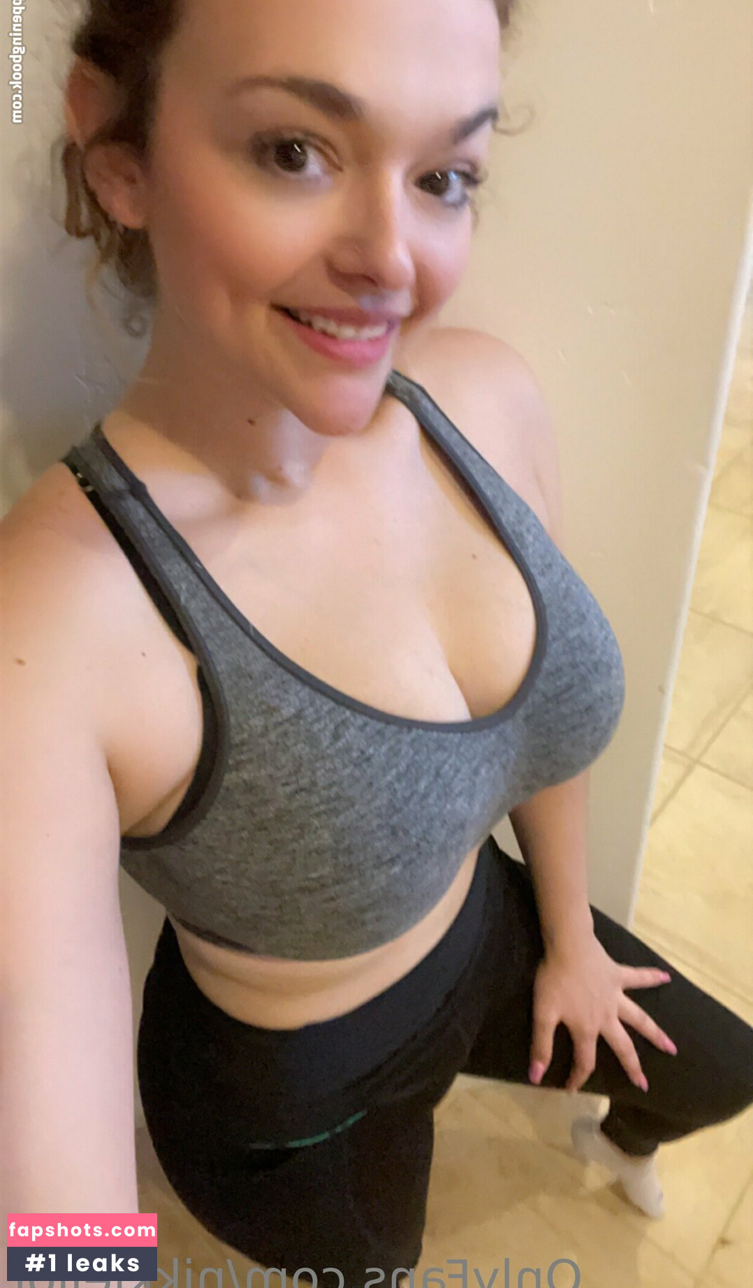 Nikki Eliot gallery photo #68