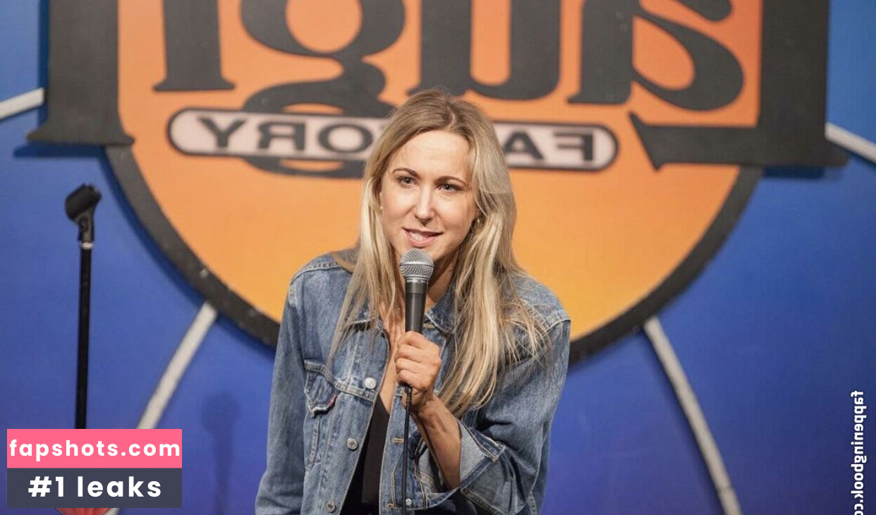 Nikki Glaser gallery photo #127