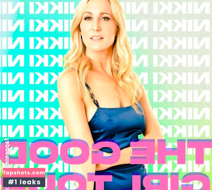 Nikki Glaser gallery photo #202