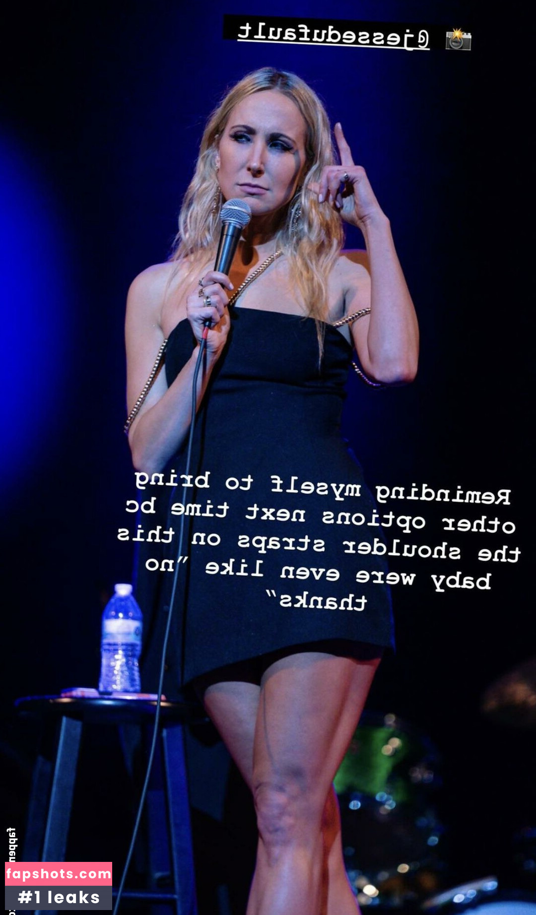 Nikki Glaser gallery photo #72