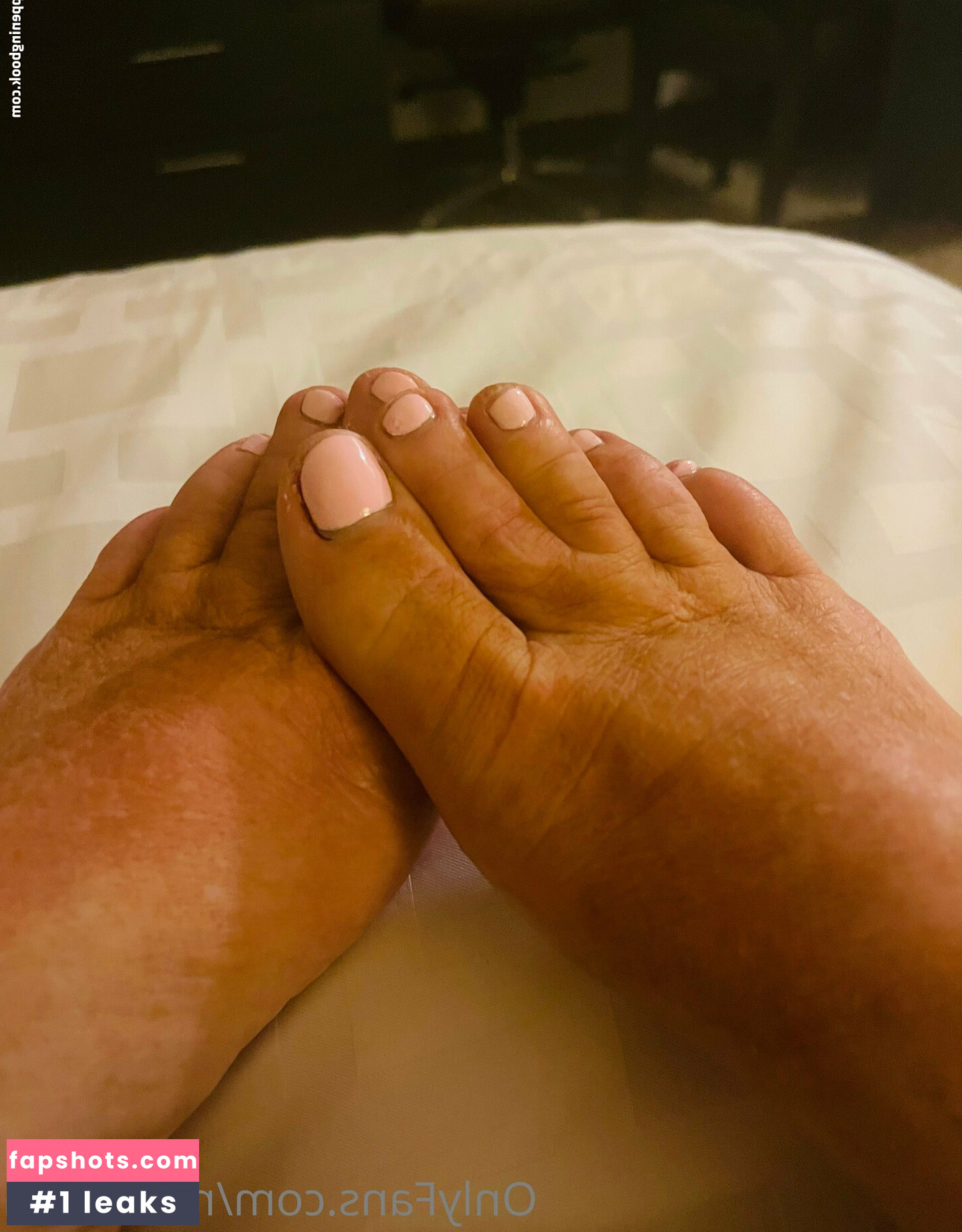 Nikki Irish gallery photo #11