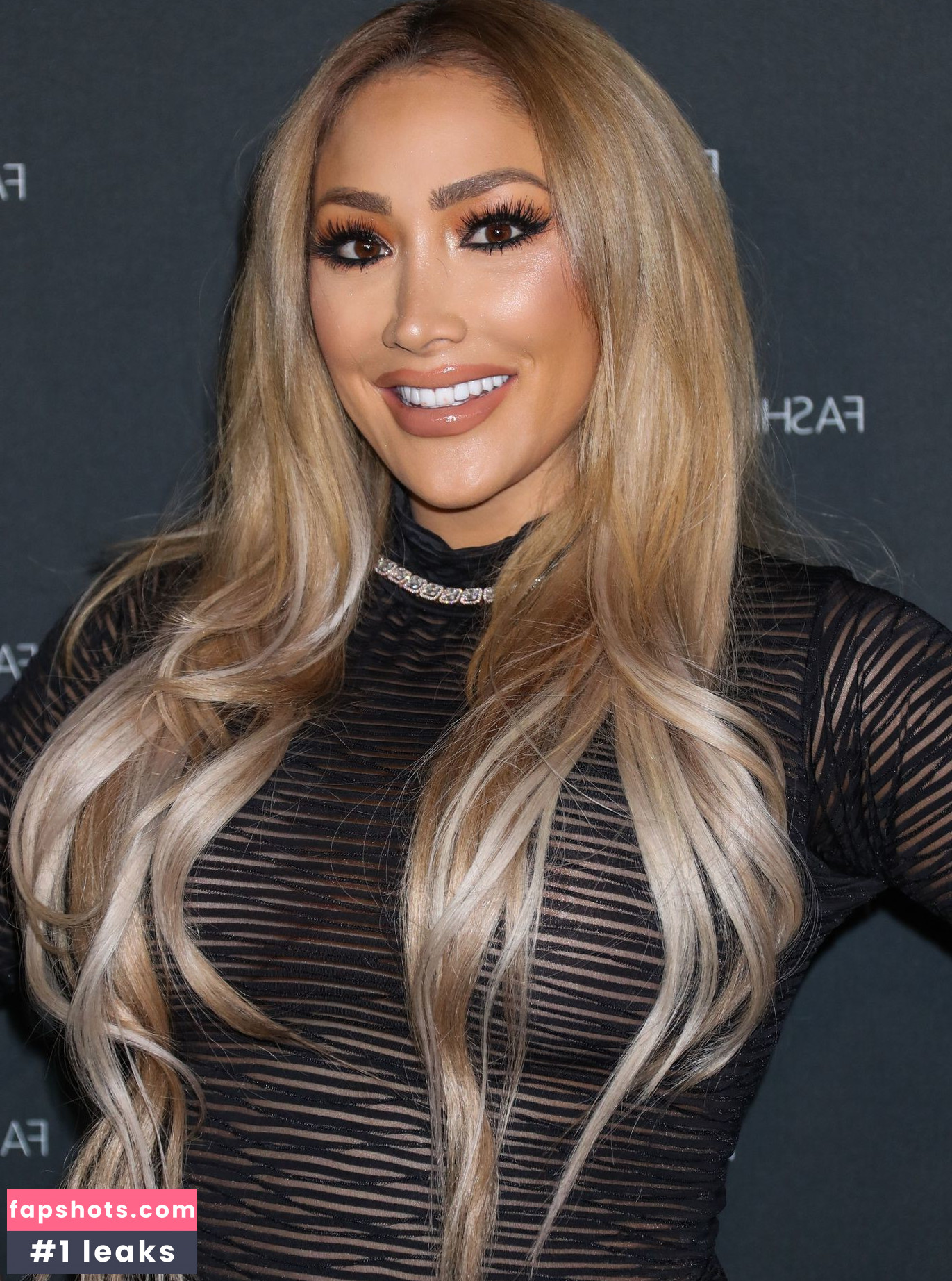 Nikki Mudarris gallery photo #8