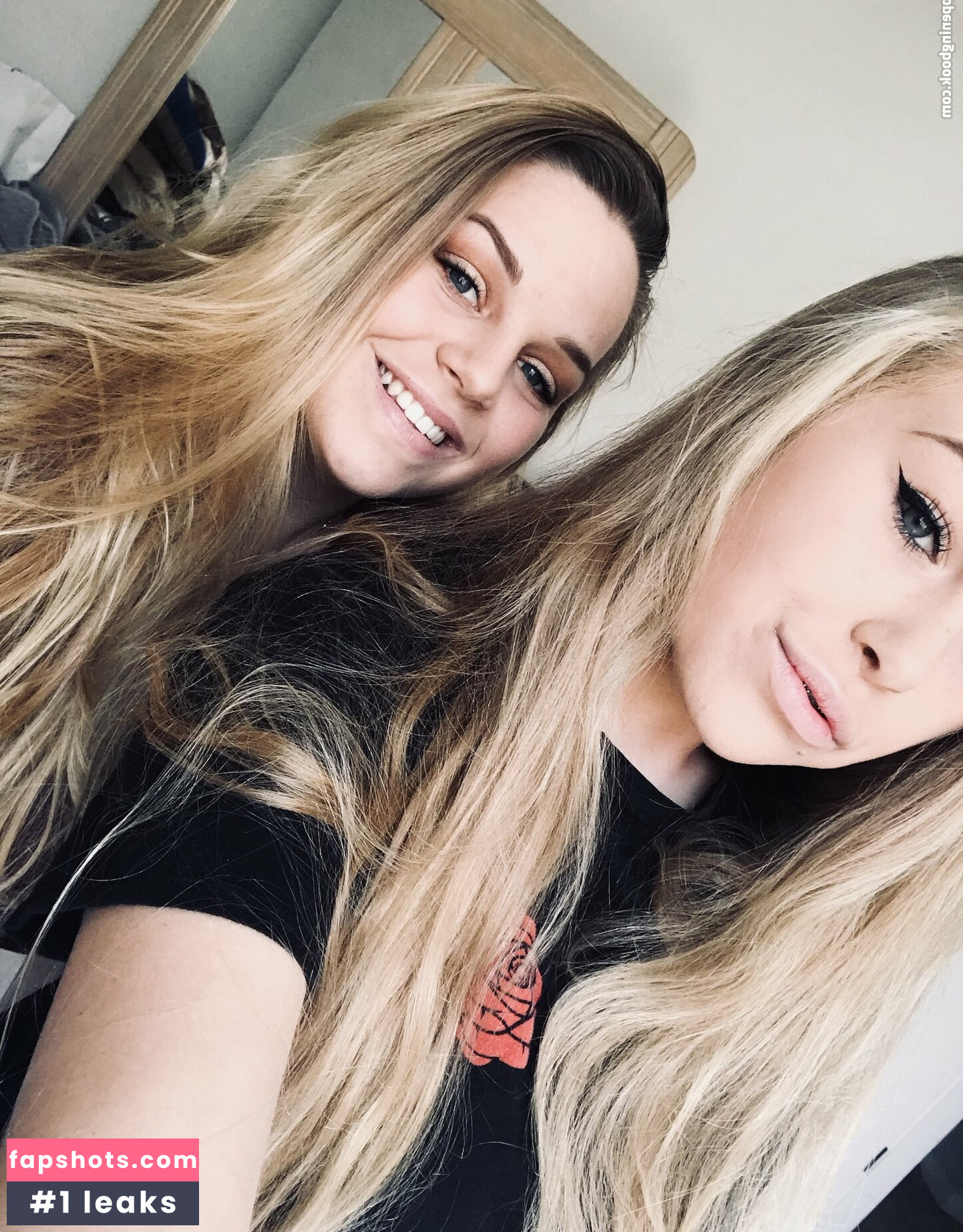 Nikki gallery photo #30