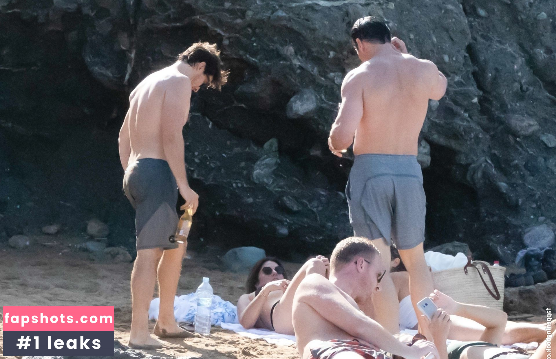 Nikki Reed Nahé úniky fotek pouze od fanoušků #11 - Fapshots